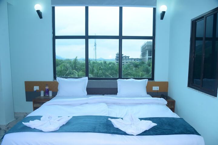 Room 14 of 26