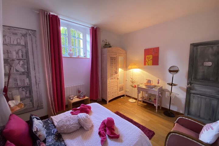 Room 17 of 18