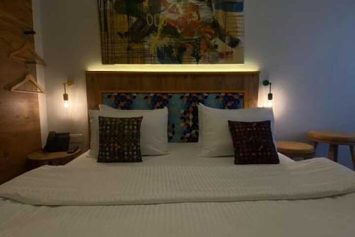 Room 16 of 67