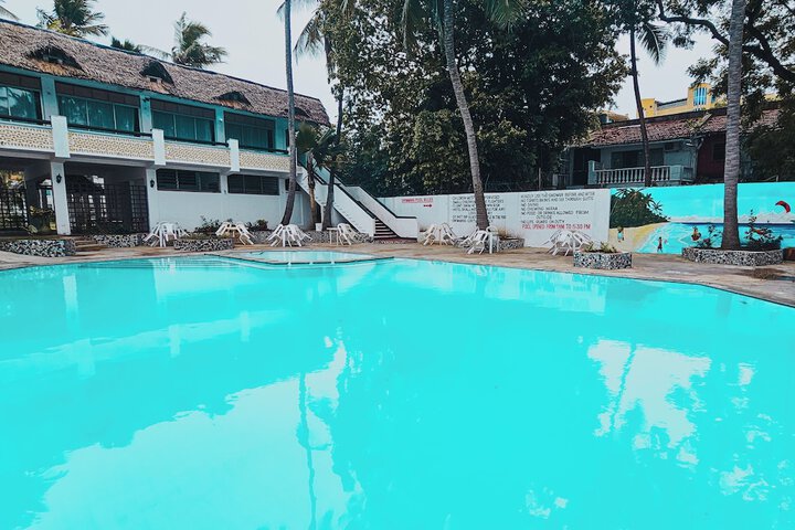 Pool 63 of 103