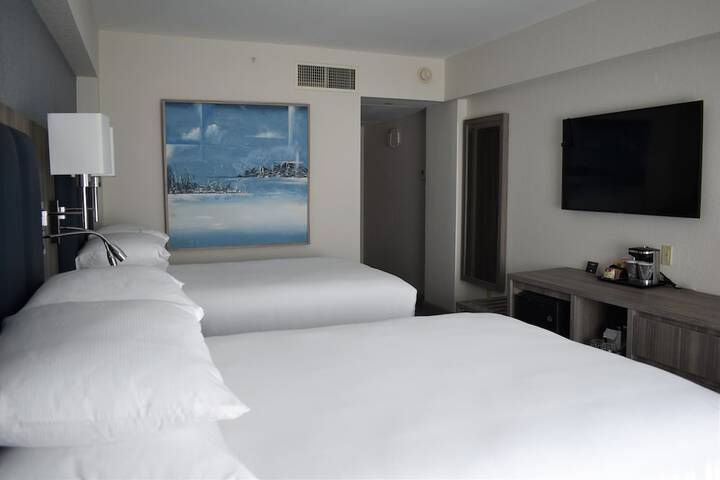 Room 15 of 68