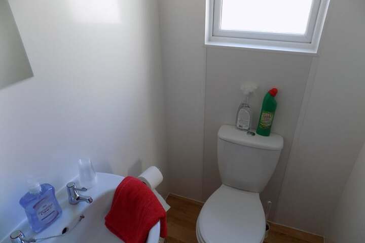 Room 12 of 24