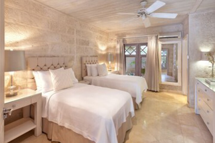 Room 19 of 22