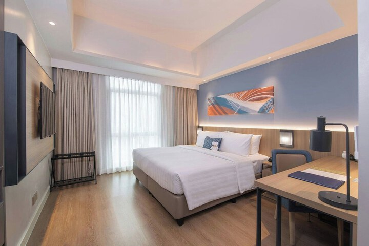 Room 30 of 71
