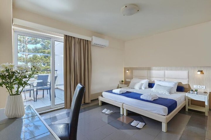 Room 46 of 125