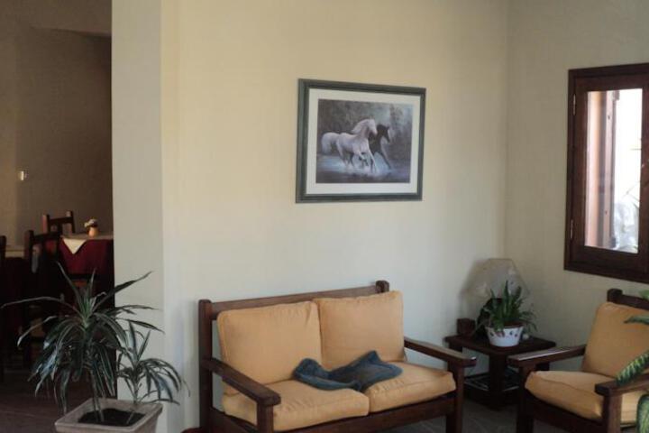 Room 4 of 7