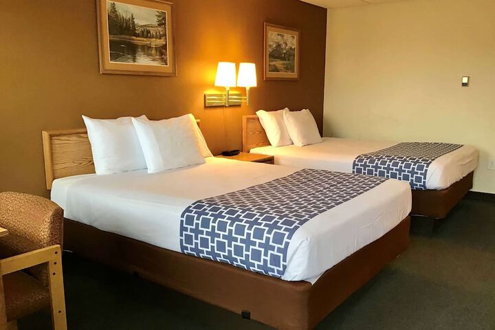 Room 7 of 15