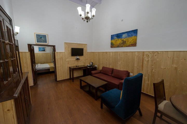Room 26 of 188