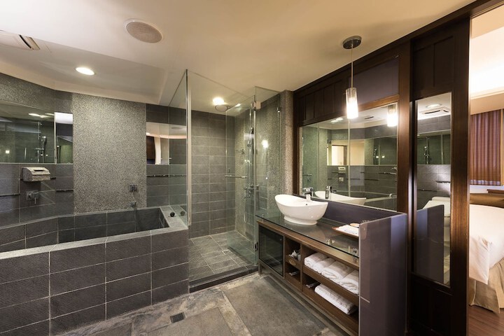 Bath Photo