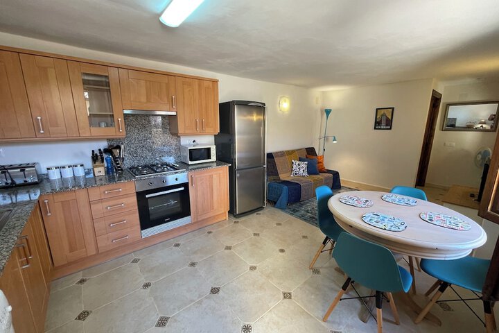 Room 14 of 25