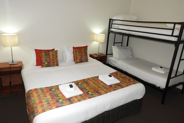 Room 5 of 35
