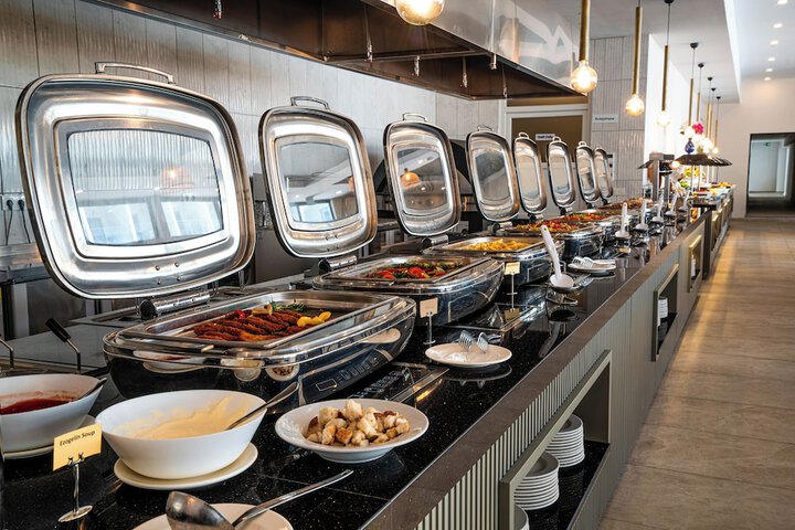 Dining 115 of 185