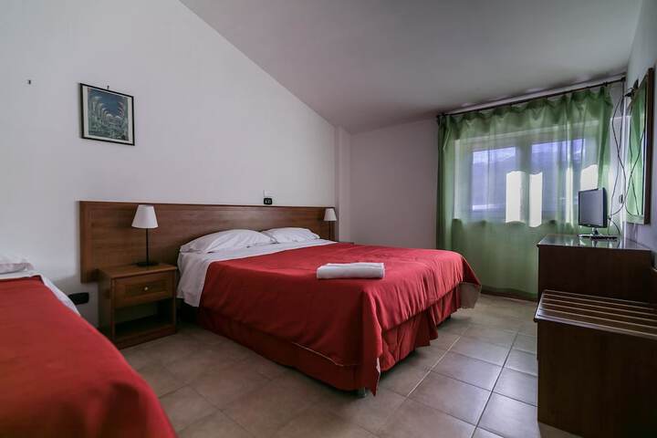 Room 7 of 20