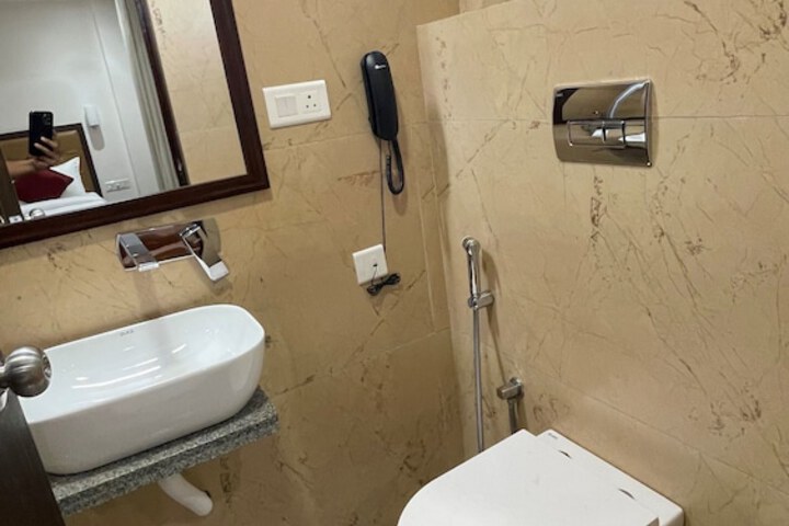 Room 15 of 67