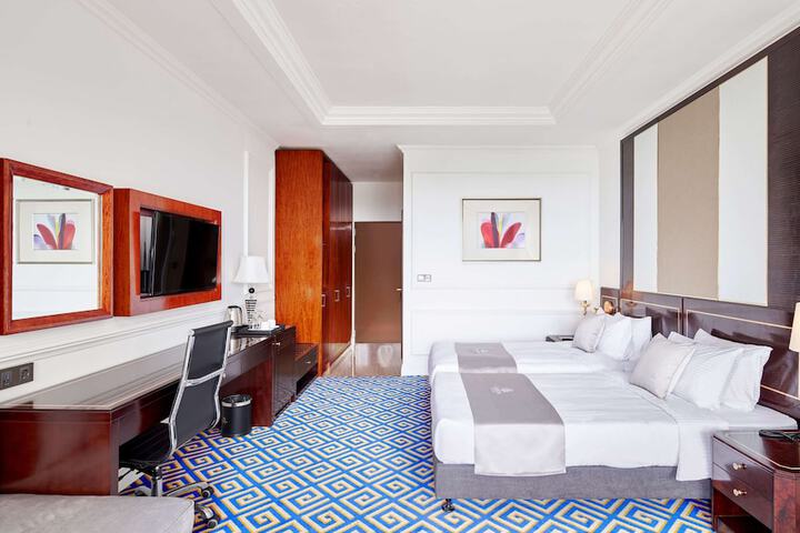 Room 10 of 138