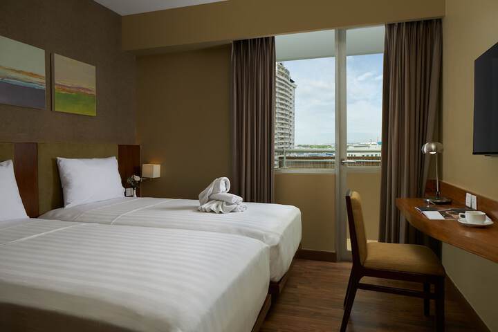 Room 51 of 115