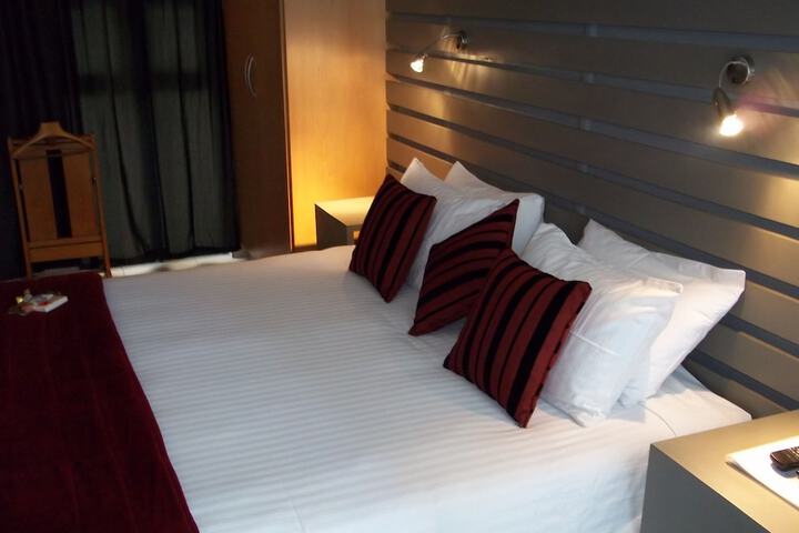 Room 7 of 7
