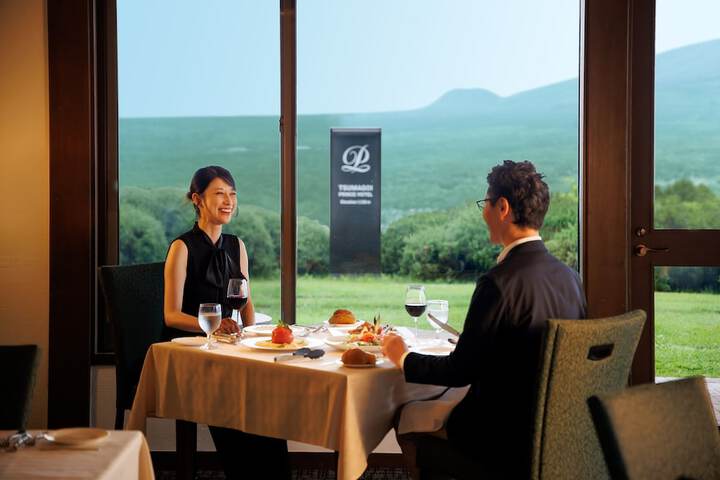 Dining 70 of 162