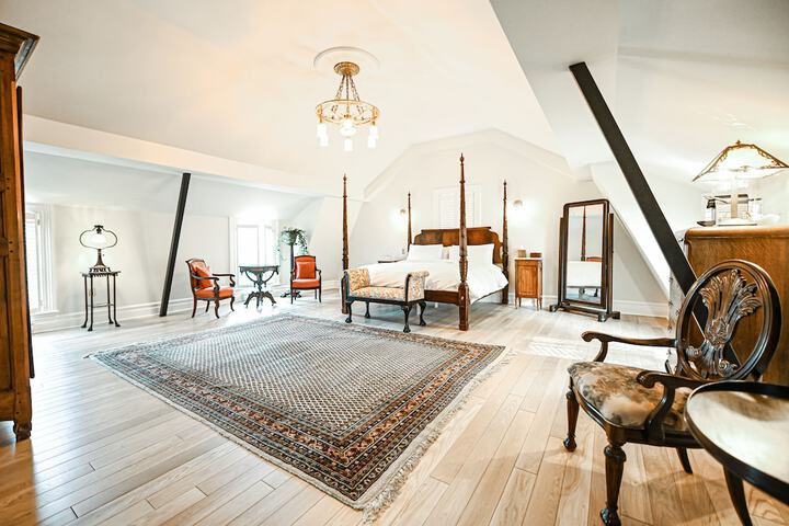 Room 12 of 60