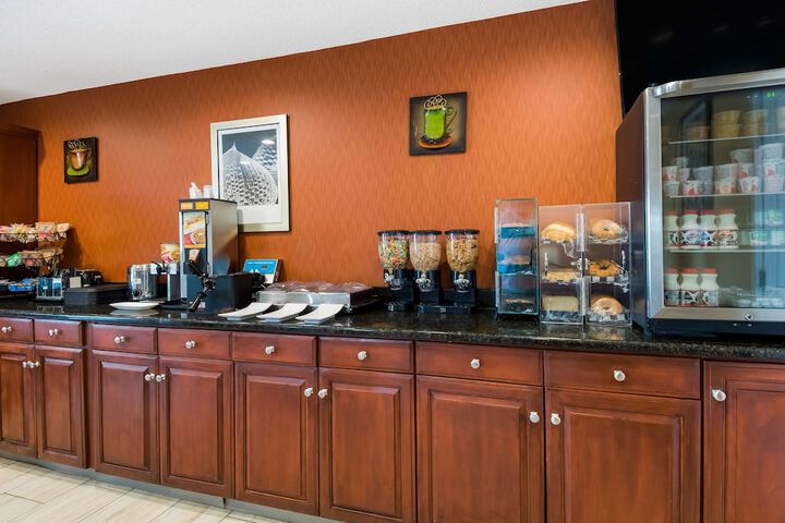 Breakfast area