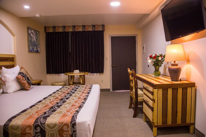 Room 4 of 41