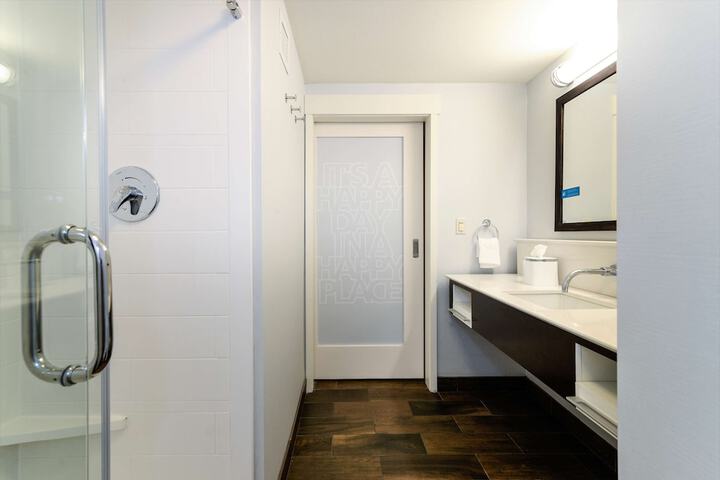 Bathroom shower