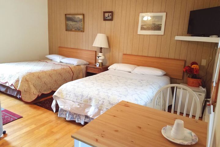 Room 4 of 37