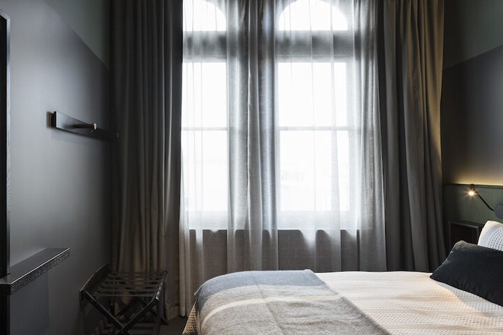 Room 12 of 60