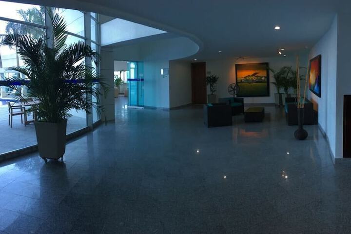Hotel Interior 4 of 134