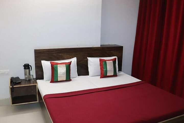 Room 3 of 6