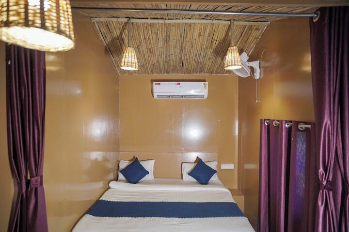Room 5 of 37