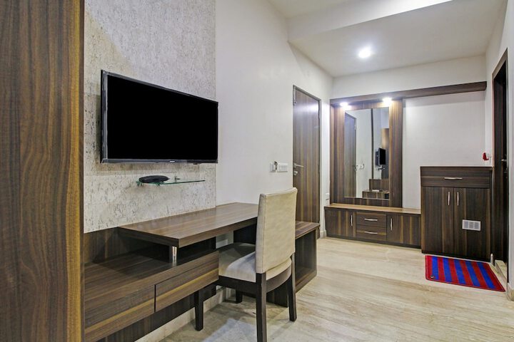 Room 15 of 69