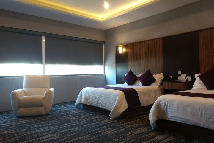 Room 14 of 92