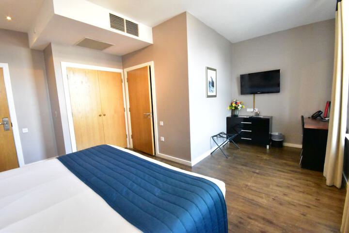 Room 92 of 182