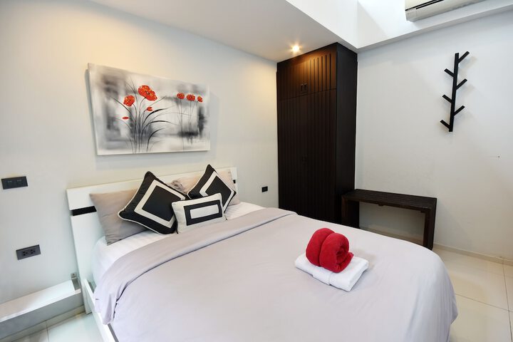 Room 6 of 57