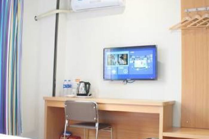 Room 10 of 10