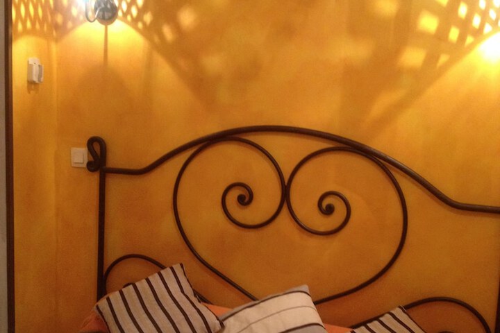 Room 14 of 70