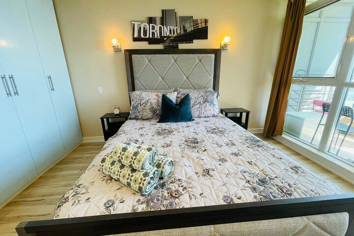 Room 3 of 44