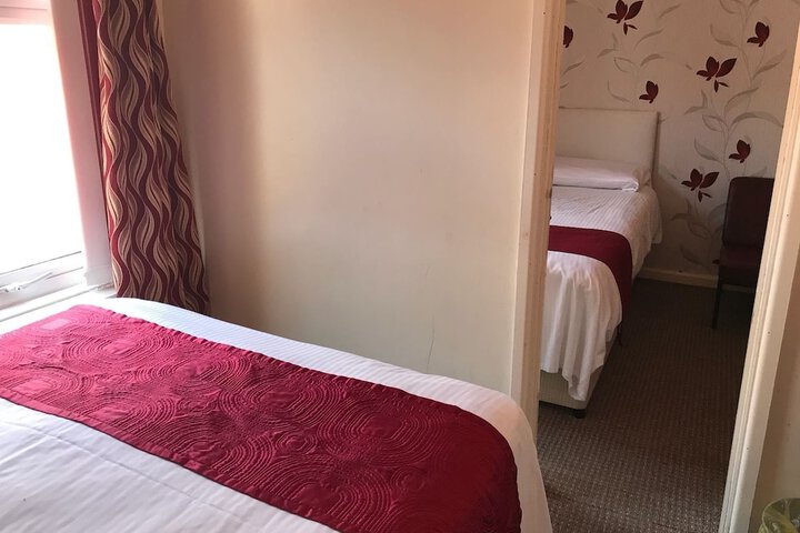 Room 4 of 45