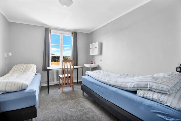 Room 14 of 21
