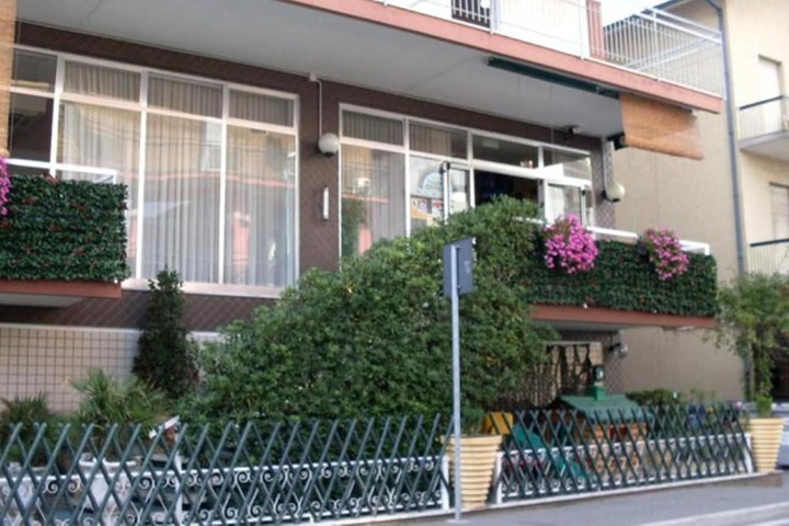 Hotel 60 of 62