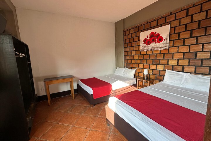Room 14 of 34