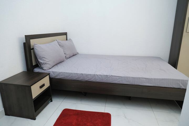 Room 3 of 18