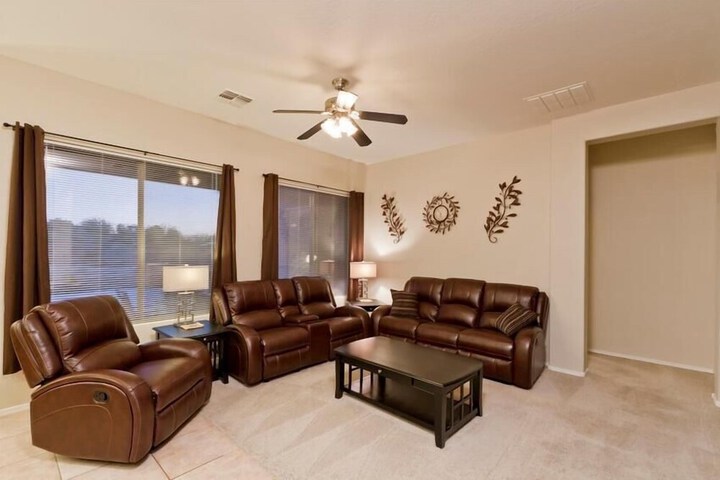 Room 16 of 22