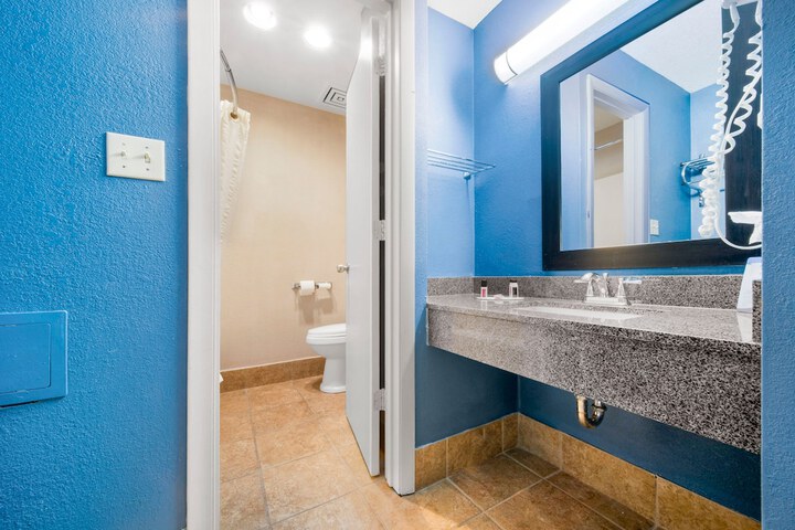 Bathroom amenities