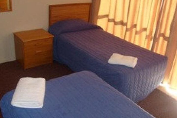HOBSON MOTOR INN