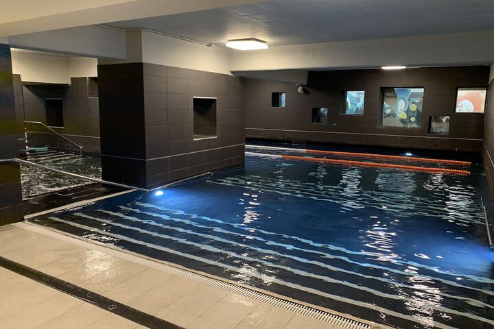 Pool 175 of 206