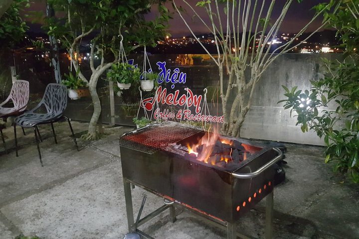 Hotel Exterior 45 of 47