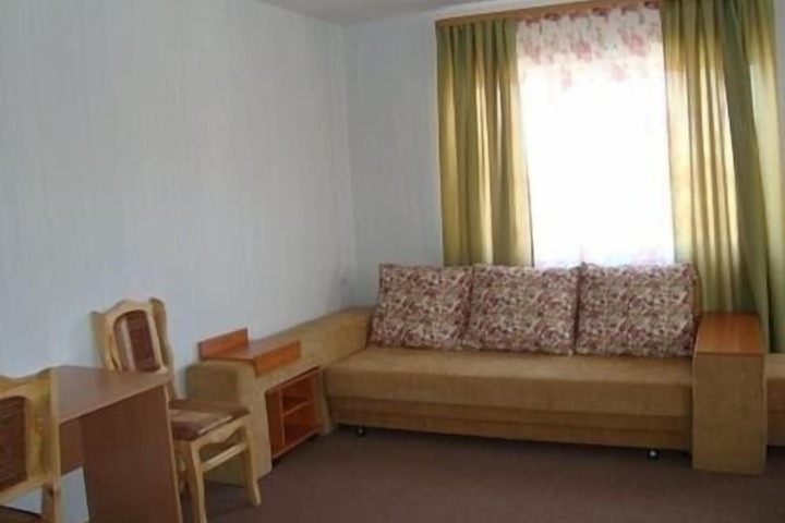 Room 17 of 31
