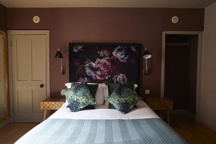 Room 20 of 65